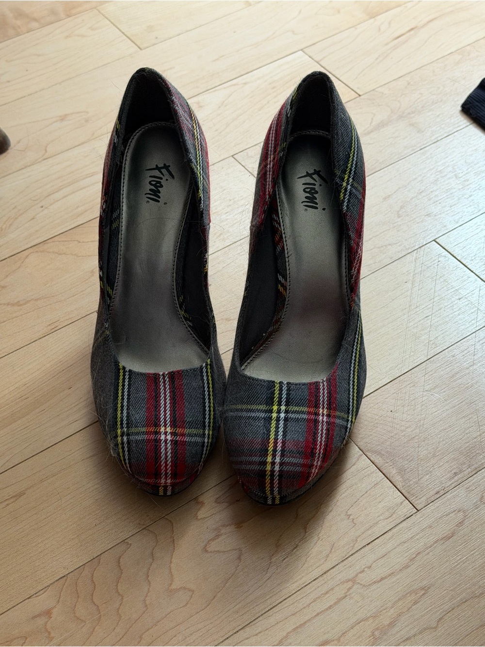 Xhilaration Plaid Pointed Toe Heels in Gray & Red